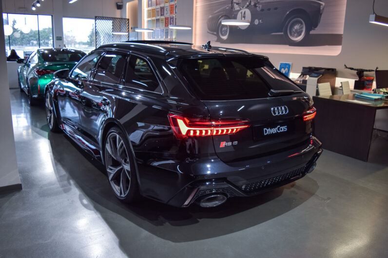 Audi RS6 Avant Performance lleno