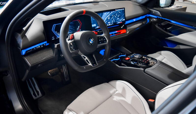BMW M5 Berlina lleno