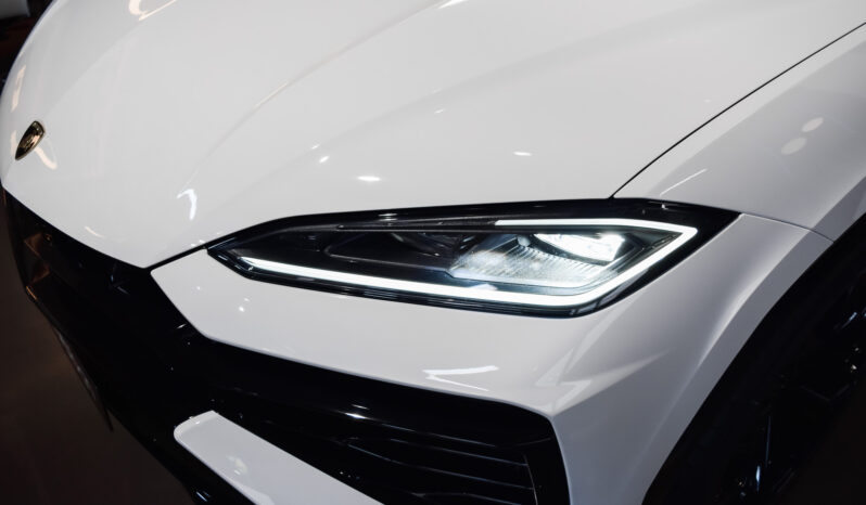 Lamborghini Urus SE lleno