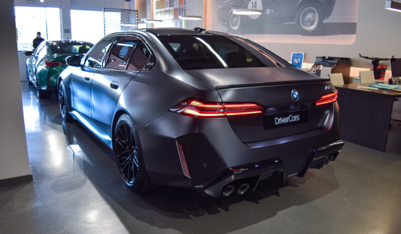 BMW M5 Berlina lleno