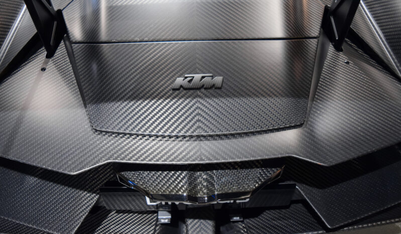 KTM X-Bow GT-X 1/100 FULL CARBON lleno
