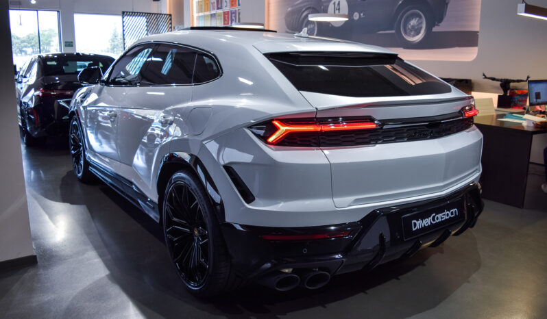 Lamborghini Urus SE lleno