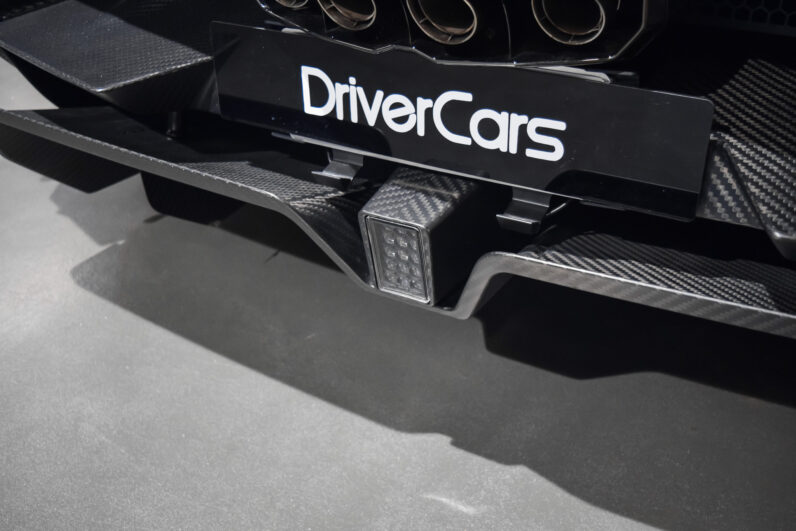 KTM X-Bow GT-X 1/100 FULL CARBON lleno