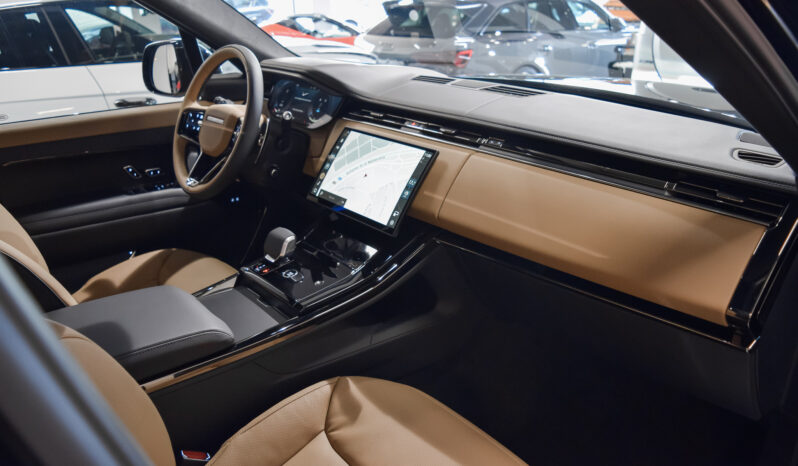 Range Rover Sport 550 PHEV Autobiography lleno