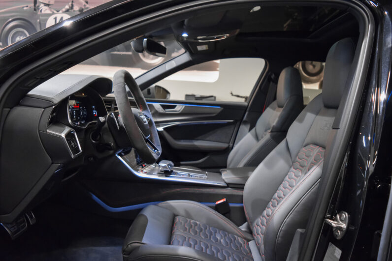 Audi RS6 Avant Performance lleno