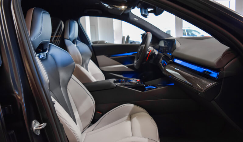 BMW M5 Berlina lleno