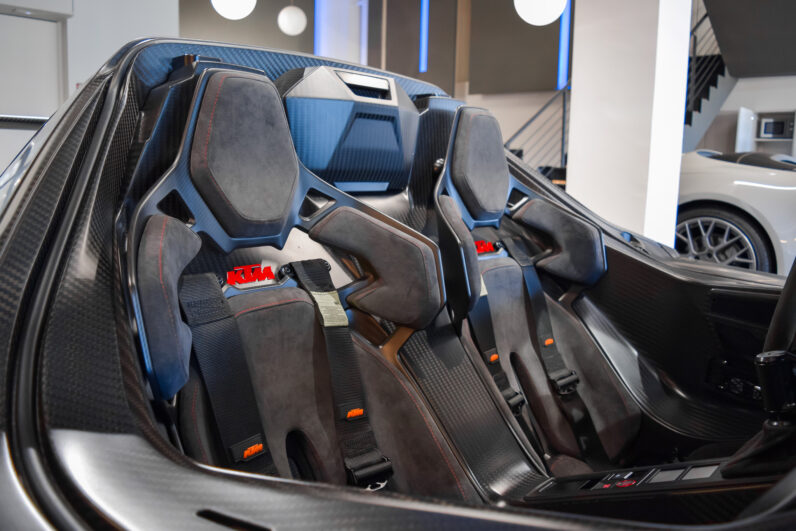KTM X-Bow GT-X 1/100 FULL CARBON lleno