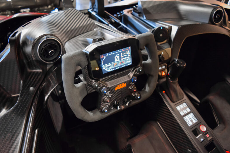 KTM X-Bow GT-X 1/100 FULL CARBON lleno