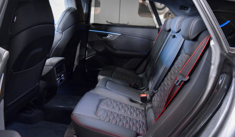 Audi RSQ8 Performance lleno