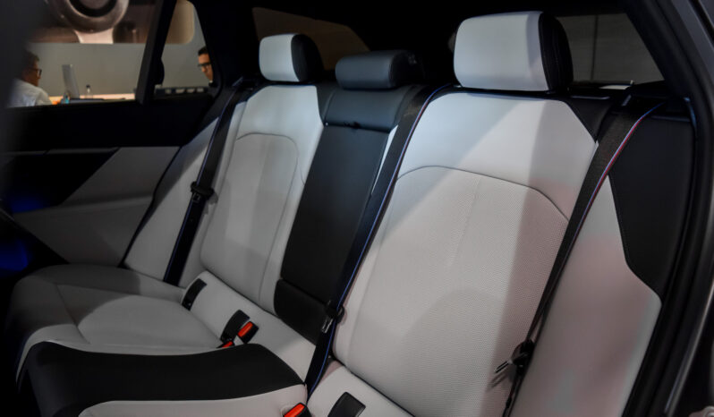 BMW M5 Touring lleno
