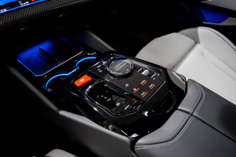 BMW M5 Touring lleno
