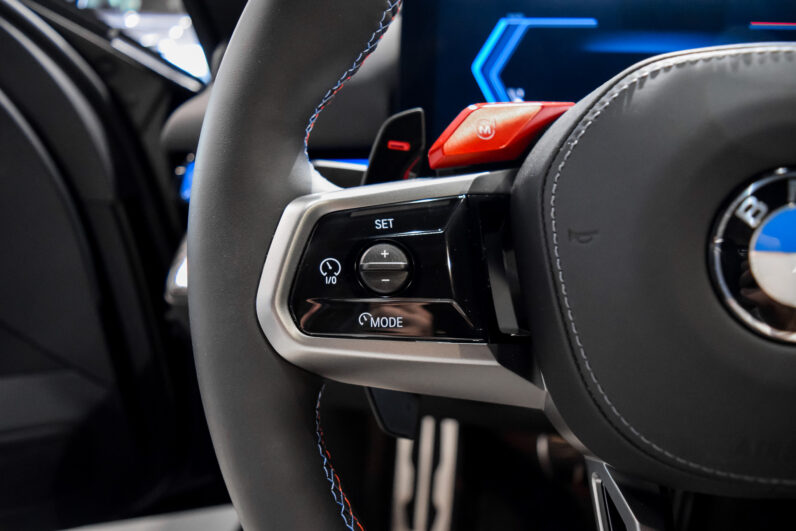 BMW M5 Touring lleno