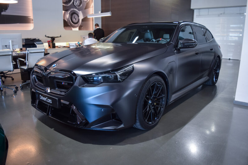 BMW M5 Touring lleno