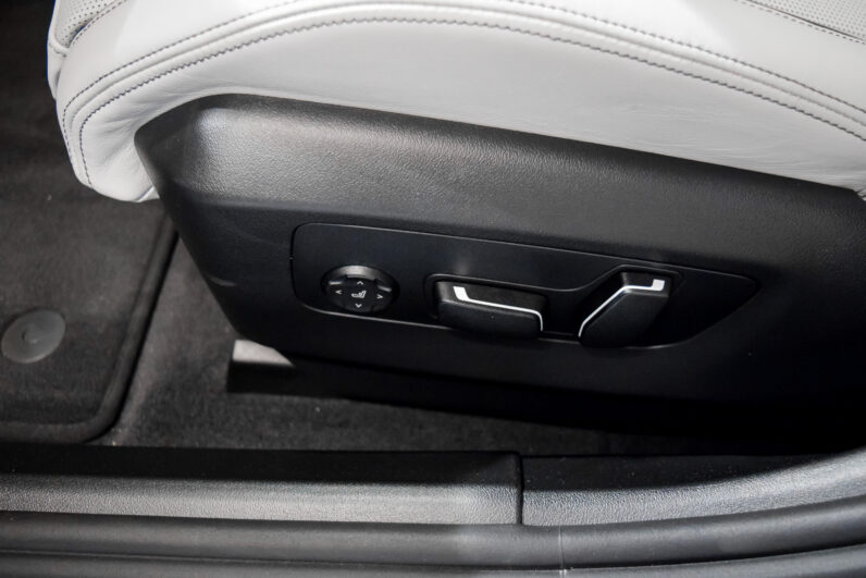 BMW M5 Touring lleno
