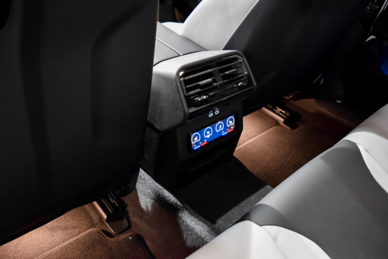 BMW M5 Touring lleno