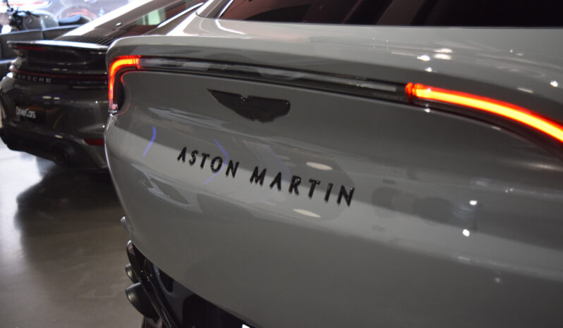 Aston Martin DBX 707 lleno