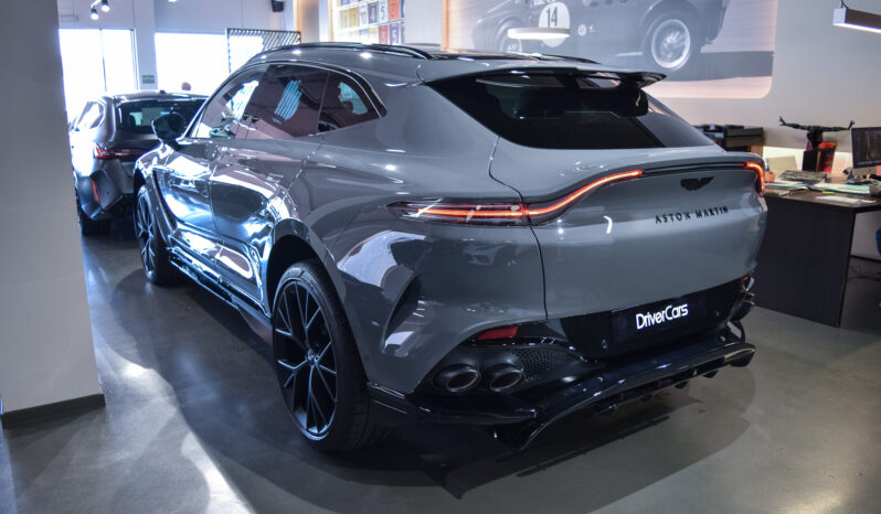 Aston Martin DBX 707 lleno