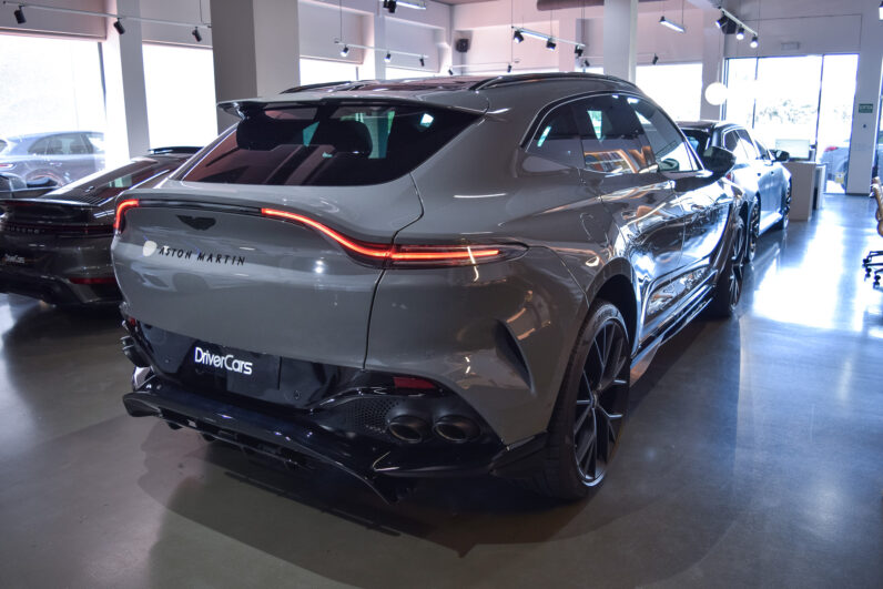 Aston Martin DBX 707 lleno