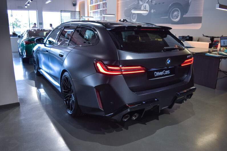 BMW M5 Touring lleno