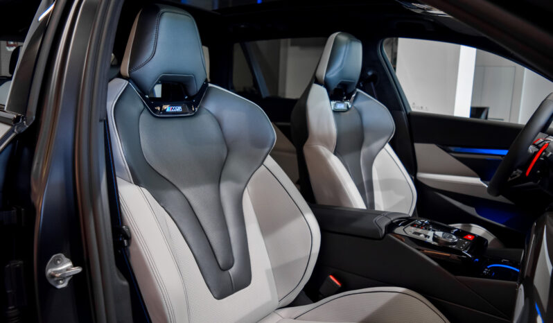 BMW M5 Touring lleno
