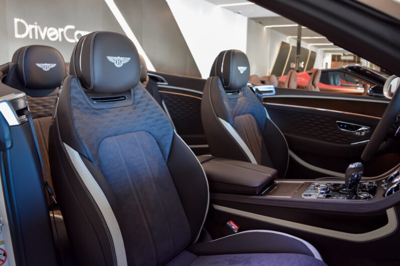 Bentley Continental GTC Speed Hybrid lleno