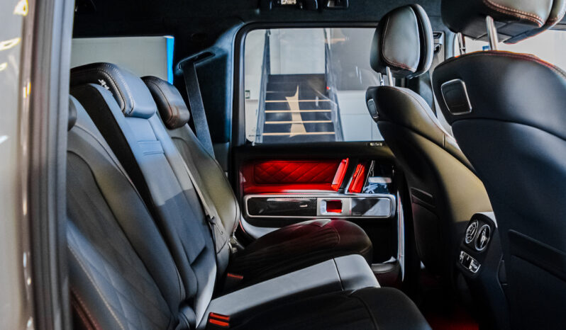Mercedes G63 4×4² lleno