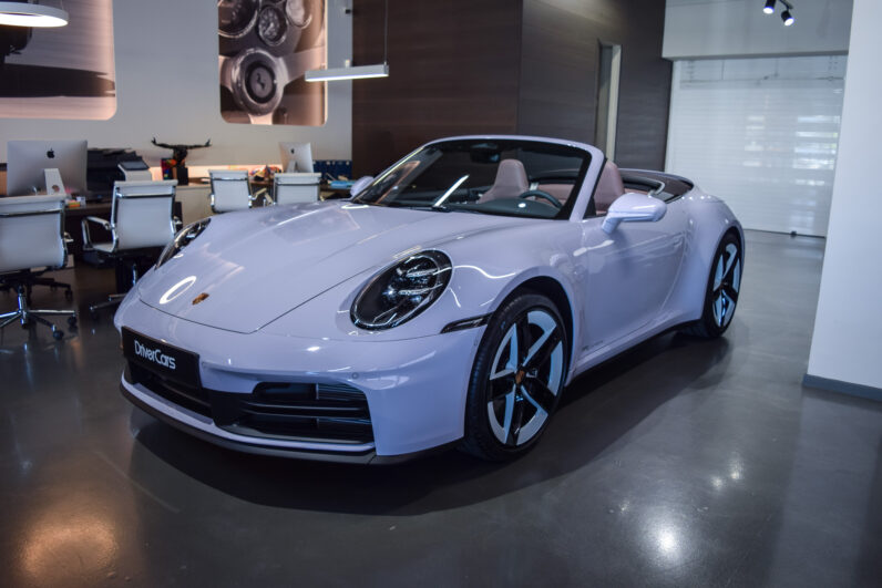 Porsche 911 Carrera Cabrio lleno