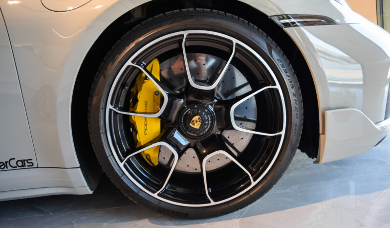Porsche 911 Turbo S Cabrio lleno