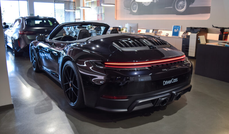 Porsche 911 Carrera GTS Cabrio lleno