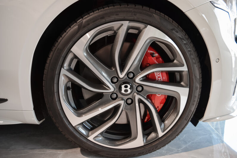 Bentley Continental GTC Speed Hybrid lleno