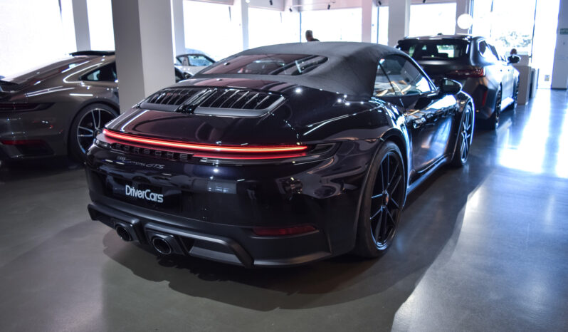 Porsche 911 Carrera GTS Cabrio lleno