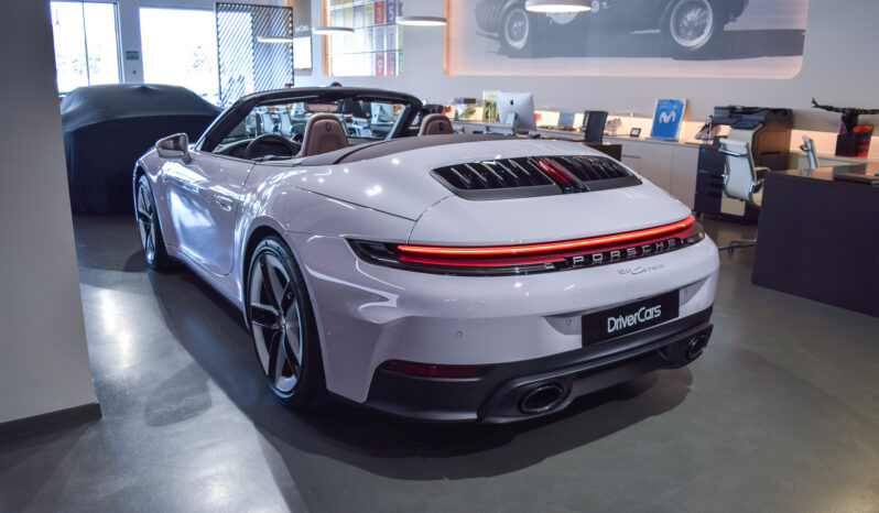 Porsche 911 Carrera Cabrio lleno