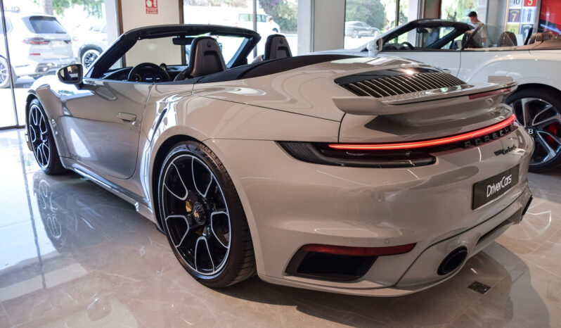 Porsche 911 Turbo S Cabrio lleno