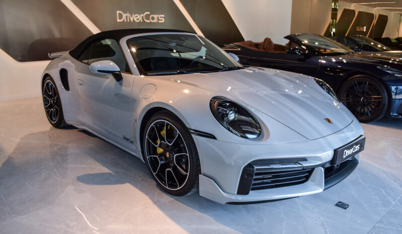 Porsche 911 Turbo S Cabrio lleno