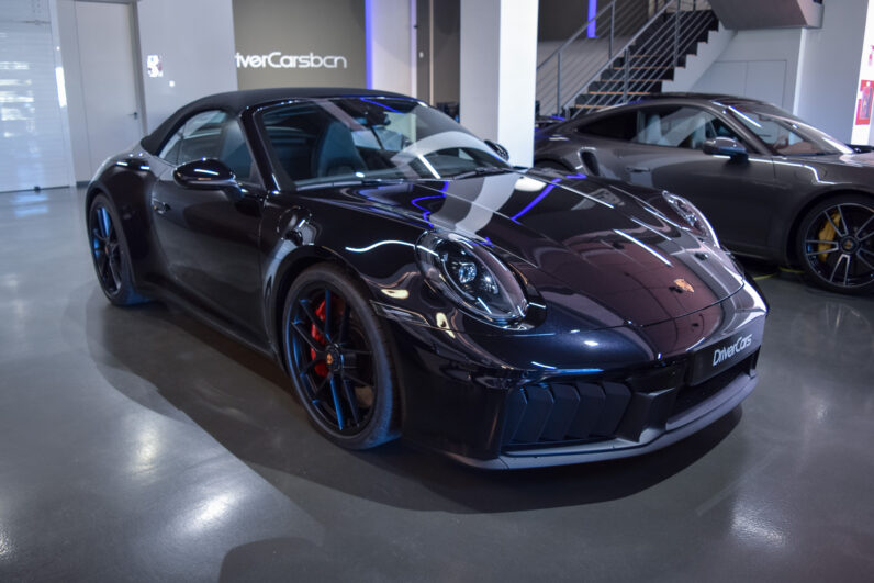 Porsche 911 Carrera GTS Cabrio lleno