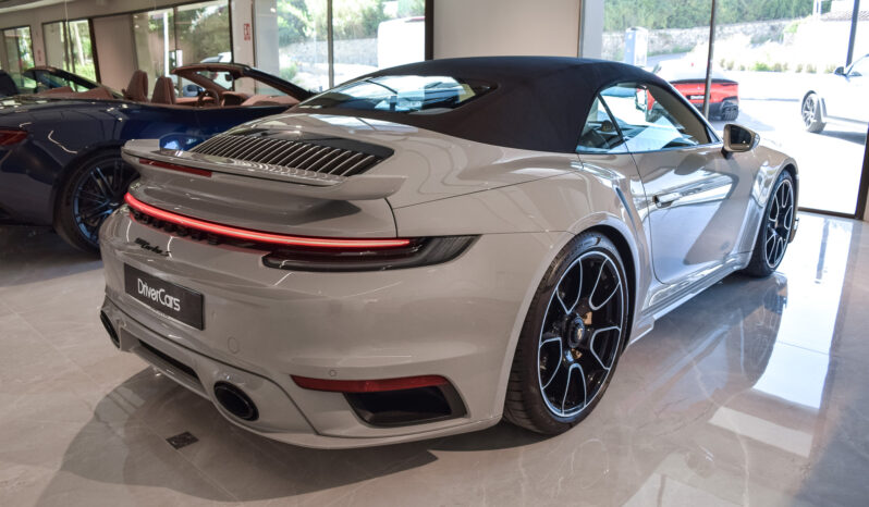 Porsche 911 Turbo S Cabrio lleno