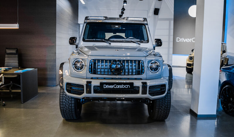 Mercedes G63 4×4² lleno
