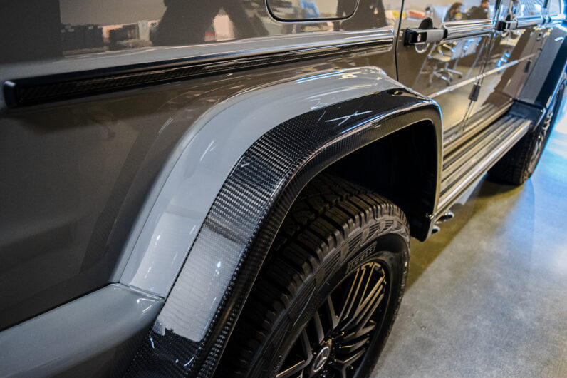 Mercedes G63 4×4² lleno