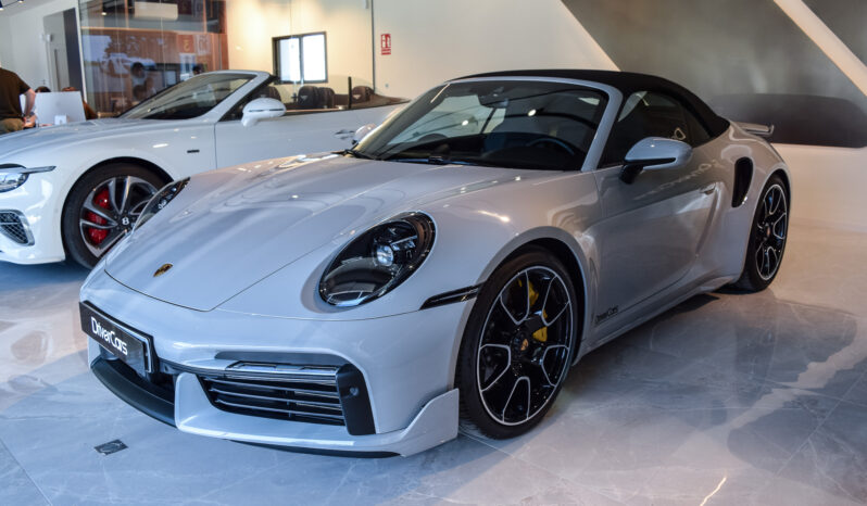 Porsche 911 Turbo S Cabrio lleno