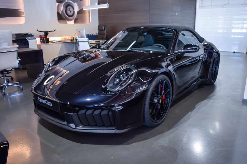 Porsche 911 Carrera GTS Cabrio lleno