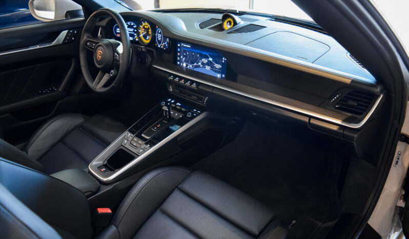 Porsche 911 Turbo S Cabrio lleno