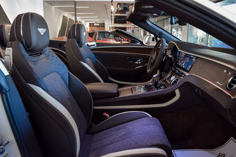 Bentley Continental GTC Speed Hybrid lleno