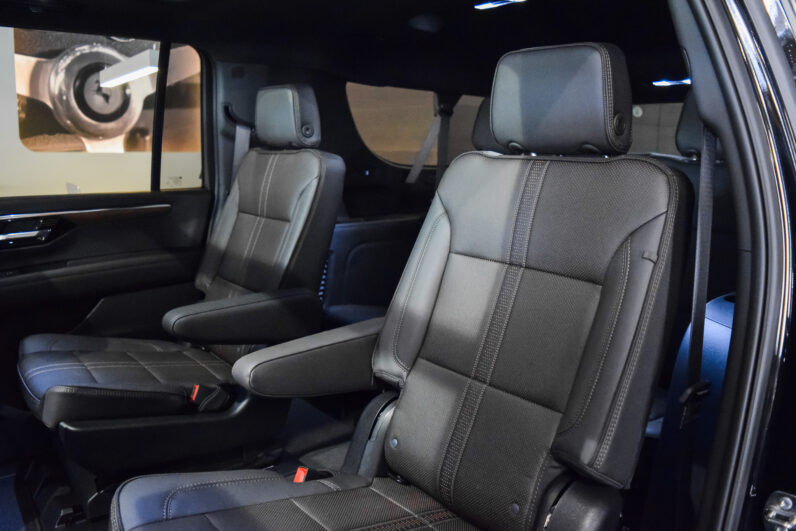 Chevrolet  Suburban High Country lleno