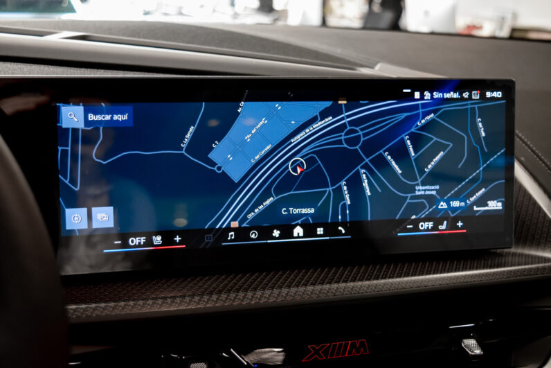BMW XM Label Red lleno