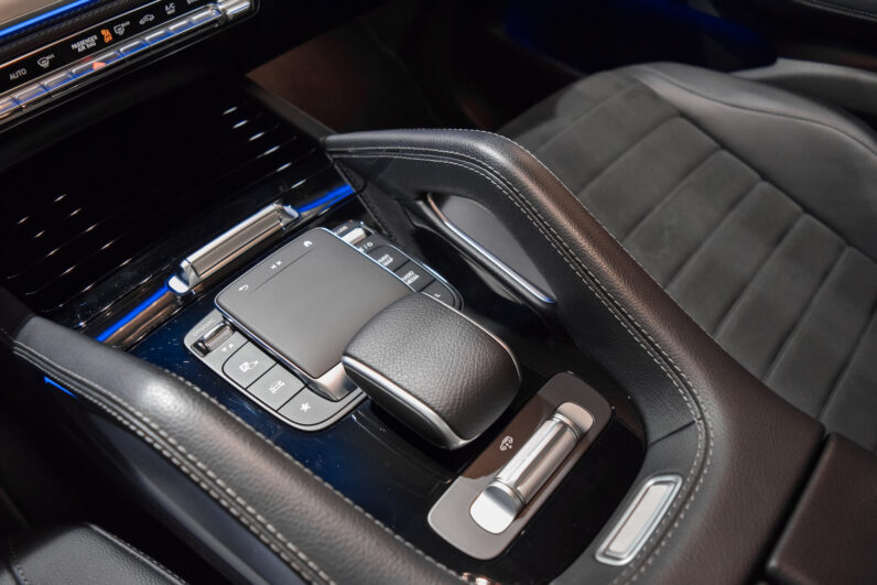MERCEDES GLE 300d AMG LINE lleno