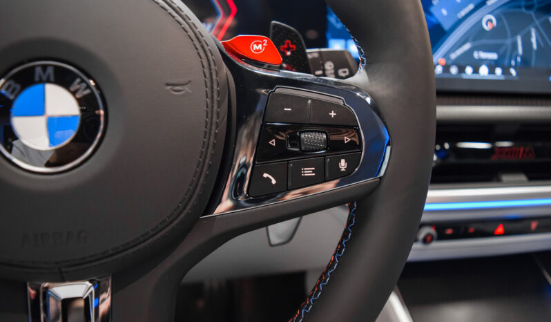 BMW XM Label Red lleno