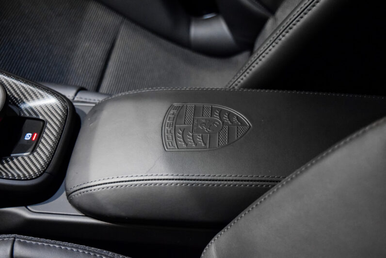 Porsche 911 GT3 Touring lleno
