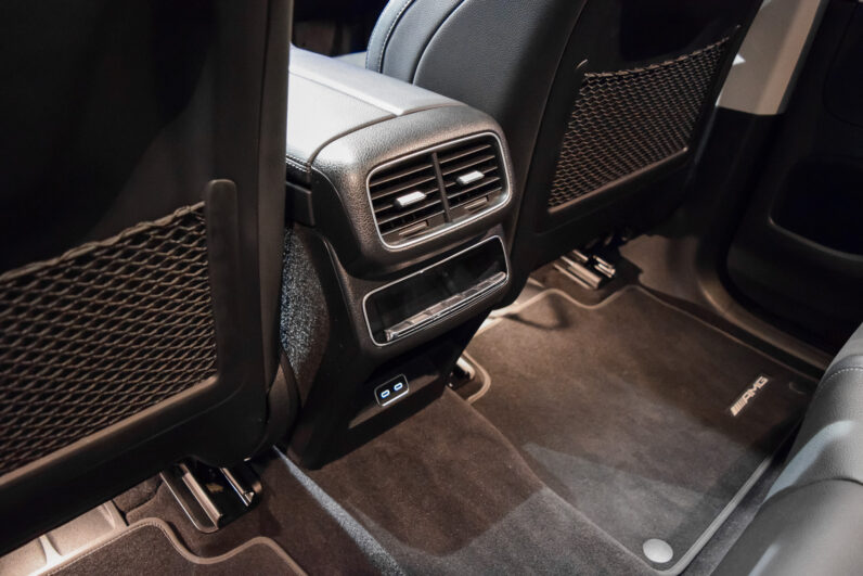 MERCEDES GLE 300d AMG LINE lleno