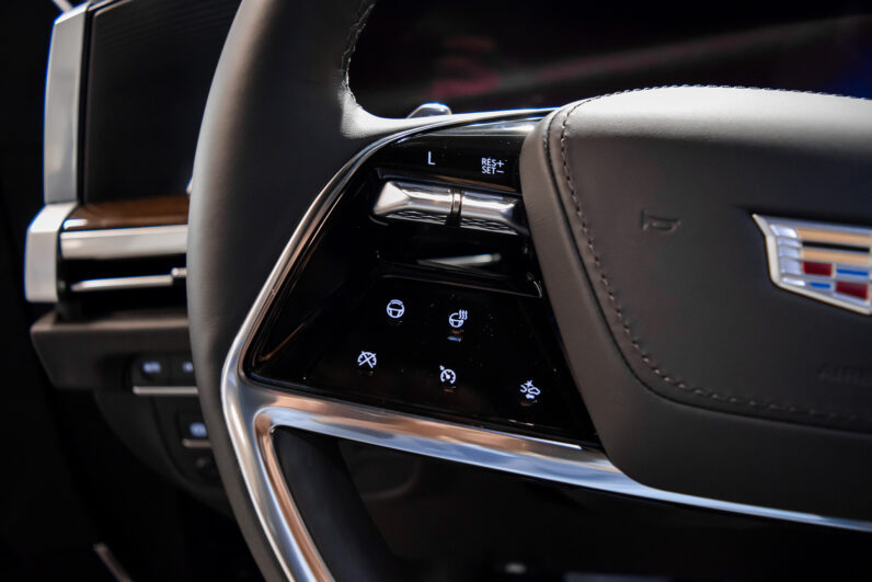 Cadillac Escalade 6.2 V8 Platinum Luxury ESV lleno