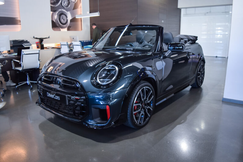 Mini John Cooper Works Cabrio lleno